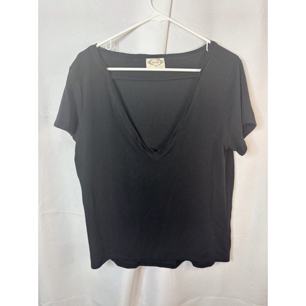 Mia Joy  Black V-neck Knit Blouse Size L